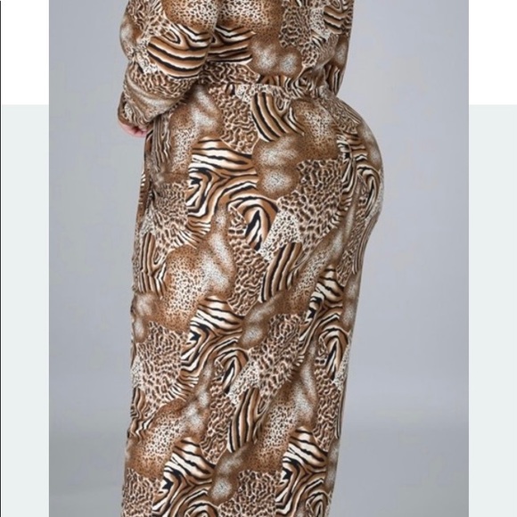 Dress - Picture 2 of 2